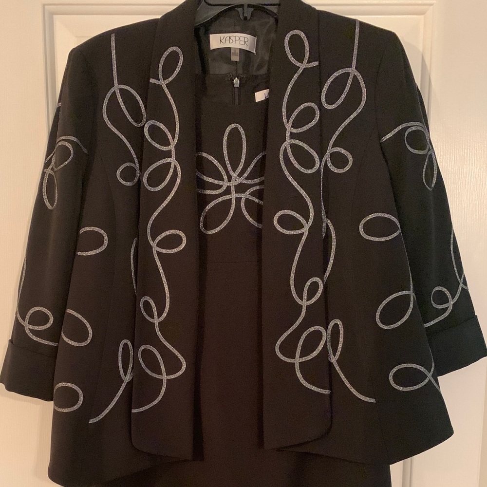 Ladies suit